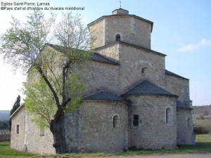 Eglise romane du 12ème siècle sur le Plateau des Gras