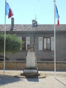 Monument aux morts de Bourg Saint Andéol