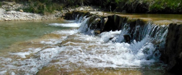 Rivière La Nègue - Ardèche - gîte de groupe la Maison Bleue