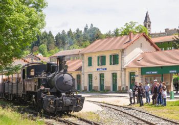 Location Pâques weekend printemps Ardèche