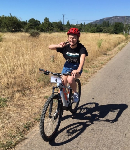 Pratique du VTT électrique autour de la Maison Bleue