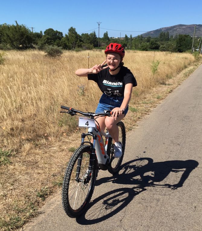 Pratique du VTT électrique autour de la Maison Bleue